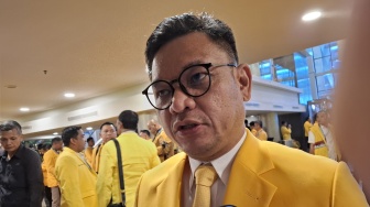 HUT Golkar ke-60: Prabowo Hadir, Jokowi Tak Diundang Khusus, Ada Apa?
