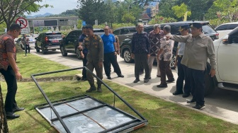 Bachril Bakri Bersih-bersih Bogor, Bongkar Baliho Hingga Videotron Ilegal