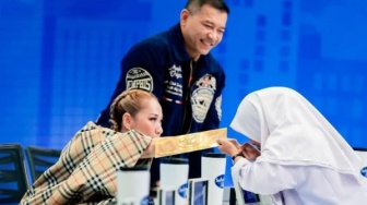 Suriani, Siswa MAN 1 Kabupaten Sinjai Raih Golden Ticket Indonesian Idol