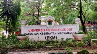 "Dosen Pemerkosa Kena Skorsing, Mahasiswa Protes Kena DO": Spanduk BEM FKM Unhas Picu Panggilan Komdis