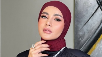 Olla Ramlan Pakai Jam Tangan Rp2,8 Miliar, Pekerjaan Mentereng Orang Tuanya Jadi Perbincangan