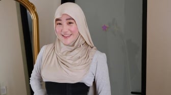 Larissa Chou Pakai Hijab Pendek sambil Joget TikTok, Warganet Langsung Protes: Enggak Cocok, Ci