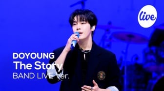 Bawakan Lagu The Story, Intip Penampilan Emosional Doyoung NCT di It's Live