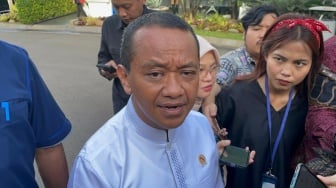 Alasan Bahlil Lahadalia Semprot Hasto Soal Isu Jokowi Minta 3 Periode: Jangan Sok Tahu!