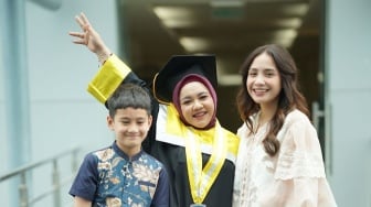 Majikan Top, Intip Potret Mbak Lala di Wisuda S1, Dapat Dukungan Penuh dari Nagita Slavina dan Raffi Ahmad