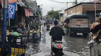 Sejumlah Lokasi di Jakarta Utara Terendam Banjir Rob pada Senin Pagi