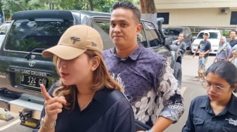 Tutup Pintu Damai! Pratiwi Noviyanthi Lanjutkan Proses Hukum Atas Kekerasan Verbal Alvin Lim