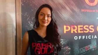 Beradegan Panas di Film Pabrik Gula, Erika Carlina Ketempelan hingga Menggigil