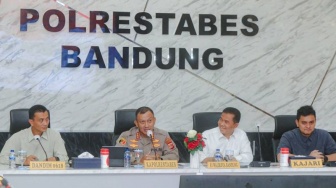 Polrestabes Bandung Kerahkan 1221 Personel Amankan Perayaan Natal dan Tahun Baru