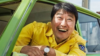 Ulasan Film A Taxi Driver, Bawakan Sejarah Berdarah di Korea