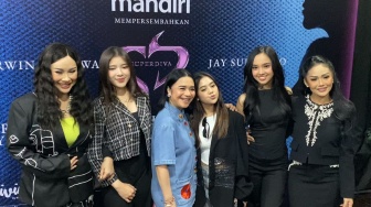 Titi DJ Syok Berat Pertama Latihan Nyanyi Bareng Trio Lyodra Tiara Ziva: Terlalu Random