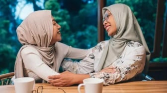 Hukum Merayakan Hari Ibu dalam Islam, Boleh atau Tidak?