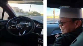 Ustaz Das'ad Latif Tertawa Kagum Naik Mobil Waymo Jaguar: Amerika Ini, Bukan Indonesia!