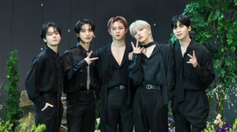 ONEUS Sukses Gelar Konser Encore Tur Dunia 'La Dolce Vita' di Jepang