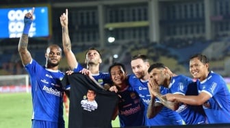 Persib Bandung Juara Paruh Musim BRI Liga 1 2024/2025