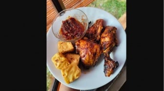 Resep Ayam Bakar Spesial: Bumbu Marinasi dan Oles Ala Rumahan Dijamin Anti Gagal!