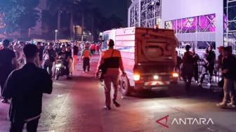 Berjibaku Selama 3,5 Jam, DLH Jakarta Kumpulkan 132 Ton Sampah Malam Tahun Baru