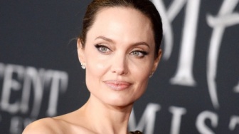 Brad Pitt dan Angelina Jolie Resmi Bercerai Usai Lewati Proses 8 Tahun