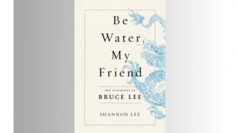 Menggali Filosofi Hidup Bruce Lee Melalui Buku Be Water, My Friend