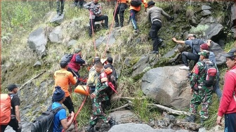 WNA Korea Selatan yang Hilang Di Gunung Agung Ditemukan Tewas di Jurang Berbatu