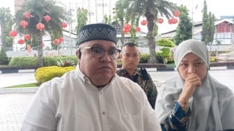 Laporkan Nikita Mirzani Kasus Penganiayaan, Razman Unggah Video Dahinya Berdarah dan Tangan Istrinya Memar