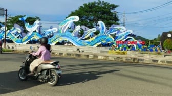 Sculpture Pesut Rp 1,8 Miliar di Jembatan Mahakam IV: Estetika atau Pemborosan?