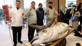 Fantastis, Ikan Tuna Berukuran Sepeda Motor Terjual Rp 21 Miliar