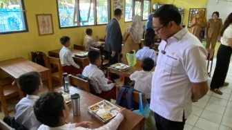 Hari Pertama MBG di Bogor Diwarnai Kekecewaan, Siswa Tidak Dapat Susu dan Daging Sesuai Harapan