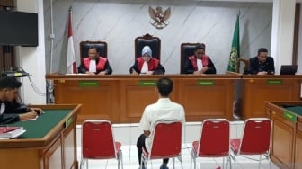 Eksepsi Ditolak Hakim, Sidang Perkara Gratifikasi Wakil Ketua DPRD Kabupaten Bekasi Berlanjut