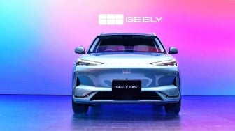 Mengulik Mobil Listrik Pertama Geely di Indonesia