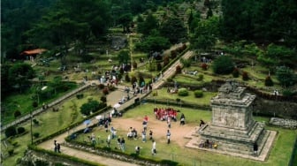 Ciamik! Indahnya Candi Gedong Songo di Lereng Gunung Ungaran