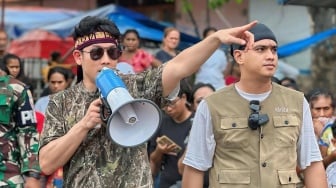 Denny Sumargo Tak Berkoordinasi dengan Pejabat Flores Timur Saat Beri Bantuan ke Korban Lewotobi