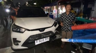 Ditangkap! Remaja 17 Tahun Tabrak 3 Motor dan Warung di Senayan