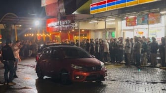 Rekontruksi Penembakan di KM 45 Tol Tangerang-Merak, Begini Kronologi Bos Rental Mobil Tewas