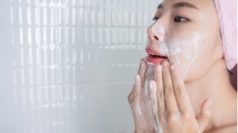 3 Face Wash Brand Korea dengan Kandungan Panthenol, Ampuh Lembapkan Kulit!