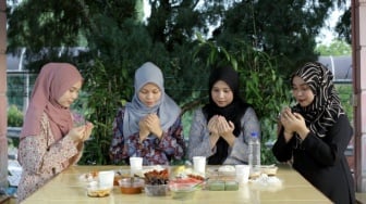 Kapan Waktu yang Tepat Baca Doa Buka Puasa Ramadhan 2025, Sebelum atau Sesudah?