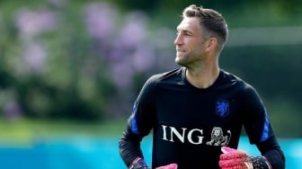 Profil Maarten Stekelenburg, Eks Kiper Timnas Belanda yang Diisukan Bantu Patrick Kluivert