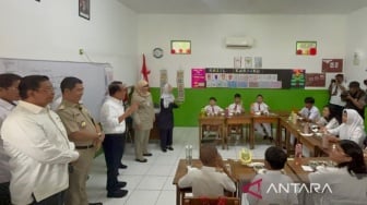 Pj Gubernur DKI Sebut Program MBG Didukung 13 SPPG Layani 118 Sekolah