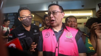 Tom Lembong Hadapi Sidang Perdana Hari Ini