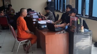 Sodomi Bocah Diteras Mushola, S Mengaku Pernah Jadi Korban