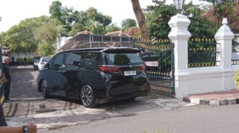 Mobil Plat B 1568 AZC Mantan Presiden Jokowi Masuk Keraton Kilen Yogyakarta, Ada Apa?