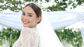 Amanda Manopo Cantik Kenakan Gaun Pengantin, Mau Nikah?