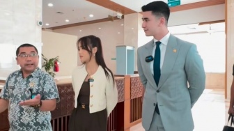 Outfit Fuji Jadi Sorotan saat Kunjungi Gedung DPR RI: Apa Nggak Punya Kemeja?