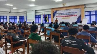 Seminar Persiapan Karir: Tips dan Trik Sukses Mencari Kerja dan Berkarir di Bidang Teknik