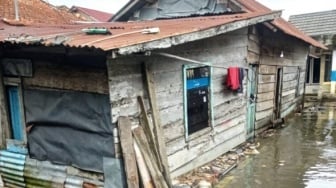 Sungai Musi Meluap, Pemukiman Pahlawan 35 Ilir Dikepung Banjir dan Sampah