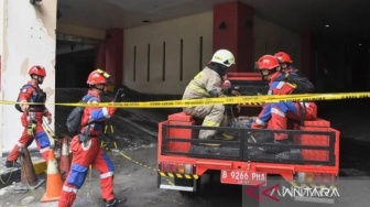 Enam Korban Kebakaran Glodok Plaza Terindikasi, Diduga Kru Pesawat