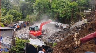 Dua Korban Tanah Longsor di Denpasar Ditemukan Anjing Pelacak Dalam Keadaan Tewas