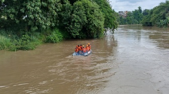 Tim SAR Gabungan Terjunkan 4 Perahu Cari Pasien RSJD Solo yang Kabur, Sampai Jarak 15 KM