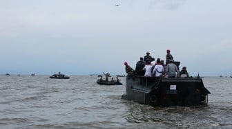 Dipantau Langsung KSAL hingga Titiek Soeharto, Ribuan Personel Gabungan Bongkar Pagar Laut di Tangerang