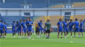 Tantang Arema FC, Pelatih Bojan Hodak Jamin Persib Bandung Lapar Kemenangan